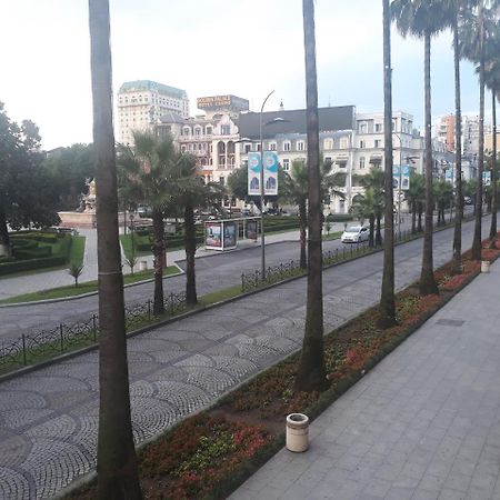 巴统View Of The Tower Of Alphabet公寓 外观 照片